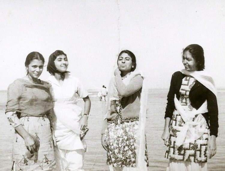 The Dupatta: A Thread Through Time in Pakistani Fashion
