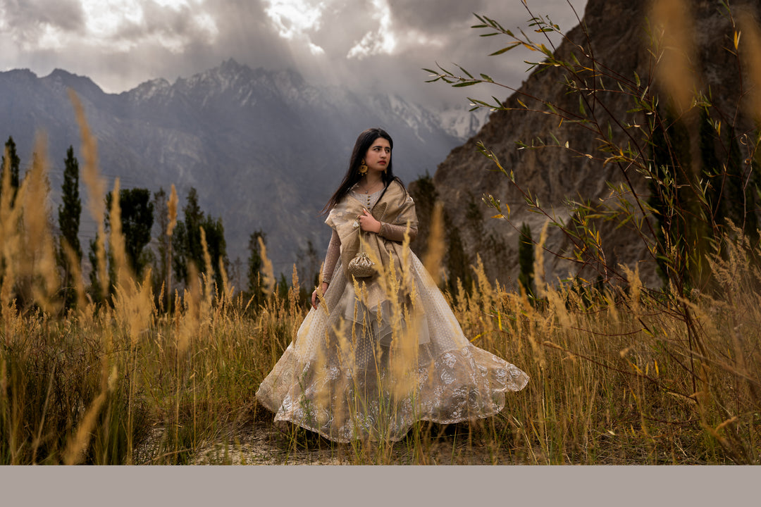 MAHIRA KHAN'S WEDDING LOOK IN A BUDGET