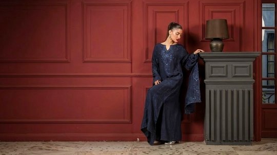 Effortless Eid Chic for the Middle East: Breezy Pishwas & Kaftans