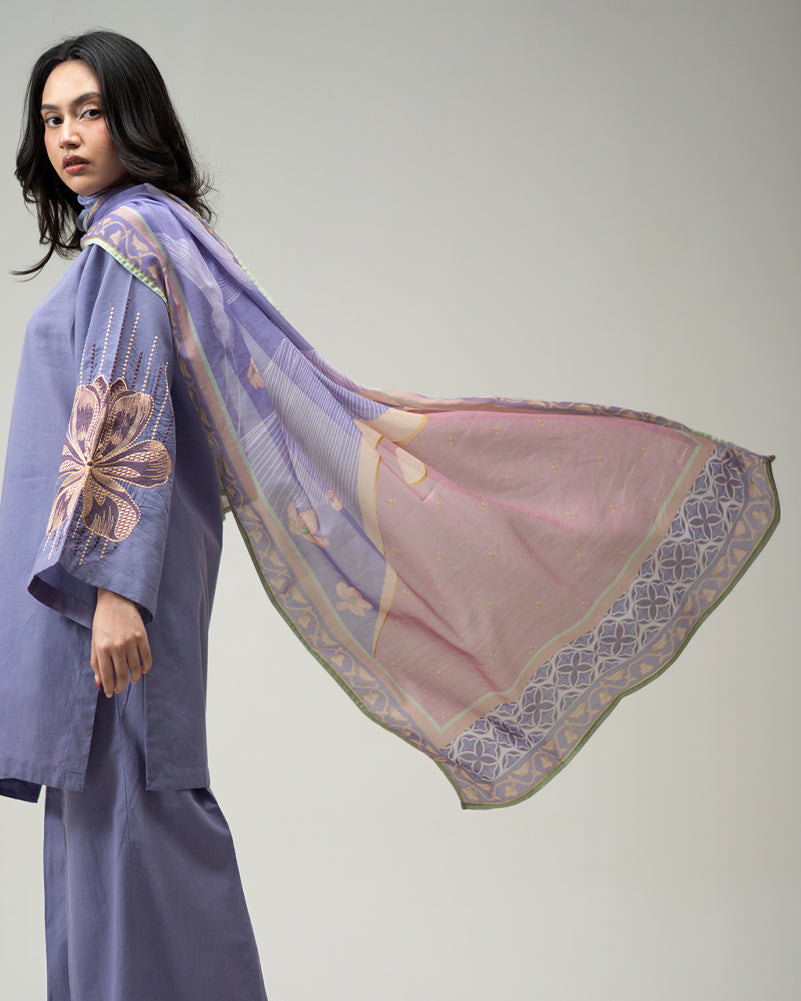 Sabr Scarf