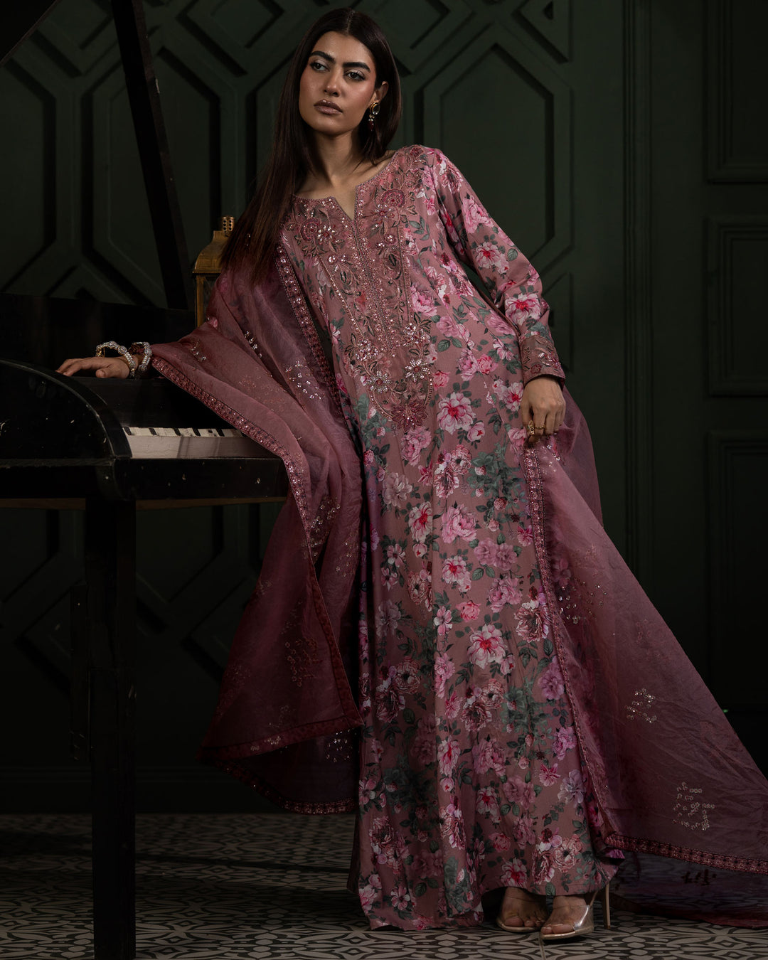 Hoorain