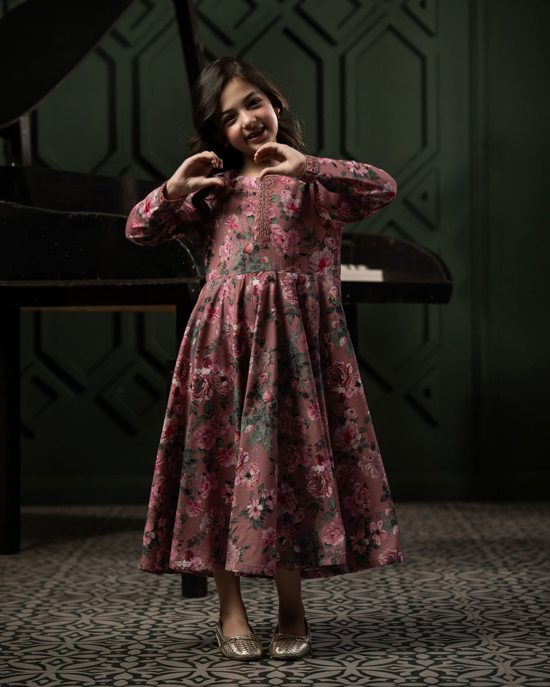 Hoorain Mini